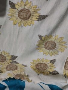 Cute Sunflower Print Cropped Top