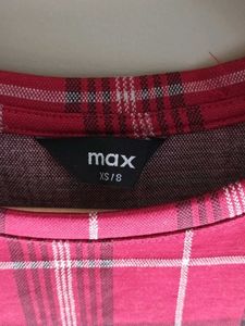 Red Gingham plaid T-Shirt