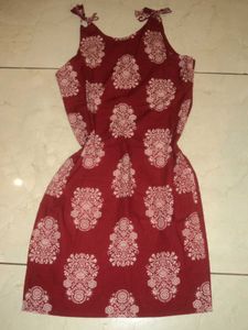 Elegant Sleeveless Red Paisley Kurta