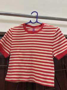 Red and White Striped Crop T-Shirt