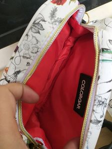 Colorbar Floral Siling Bag