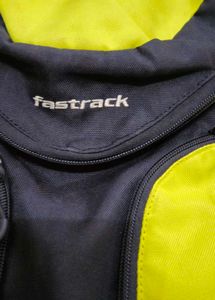 🔻High Price Drop- FasTrack Bagpack