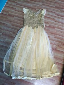 Elegant Cream &amp; Gold Ethnic Gown