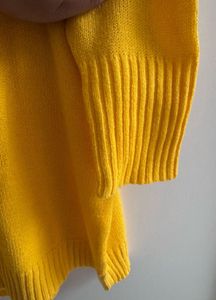 H&amp;M - Yellow Knit Sweater