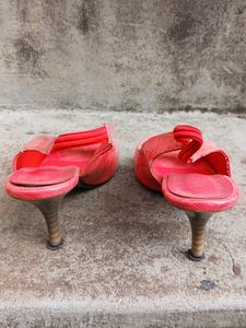 Pointed Heel Sandal