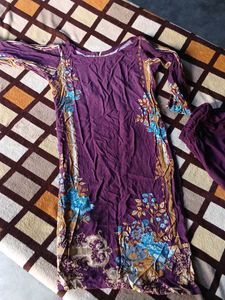 woman kurta set