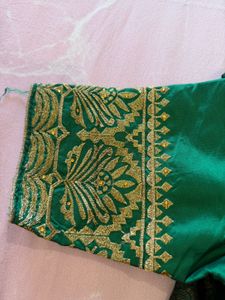 Elegant Emerald Green Saree with blouse