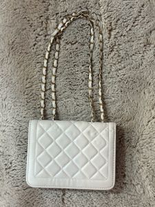 White Quilted Chain Shoulder Bag