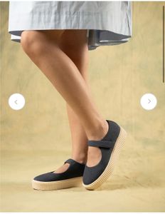 Theatre Mary Jane Platform Shoes (Navy)