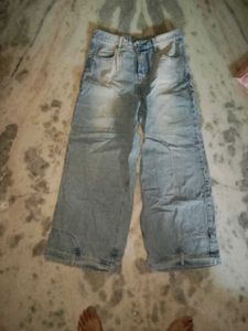 unique Light Wash Wide Leg Jeans