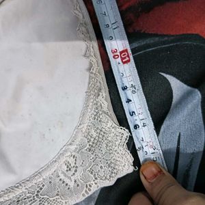 Comfortable🅰️ Everyday Bra with Lace Trim