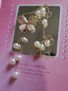 Charming Pearl &amp; Flower Necklace Set