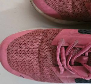 steal deal: original Puma Sneakers