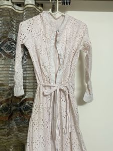 Chic Broderie Anglaise Dress