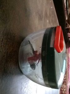 Compact Manual Food Chopper - Easy & Efficient