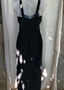 152510. Elegant Black Maxi Dress