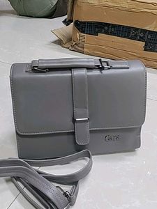 Chic Grey Crossbody Handbag