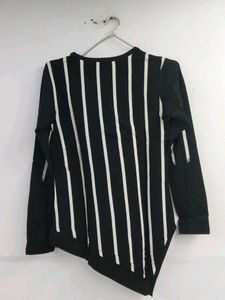 Women's Chic Black &amp; White Striped Asymmetrical To