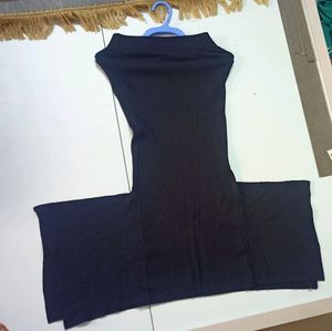 Fish Cut Black Skirt