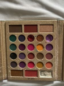Versatile Eyeshadow Palette