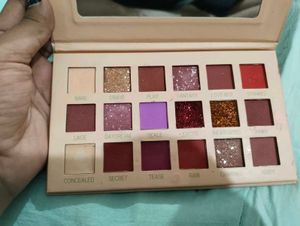 Urban Decay Nude Eyeshadow Palette