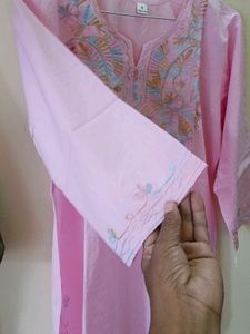 Beautiful Pink Embroidered Kurta