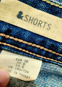 Very Fancy H&amp;Mdenim Shorts