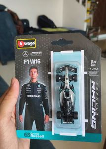 Burago F1 W16 George Russell 1:64