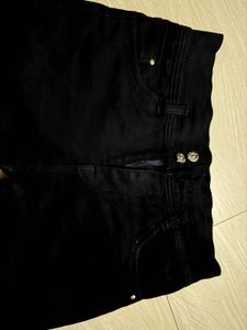 Stylish Black Jeans