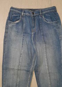 Stylish Split-Hem Denim Jeans