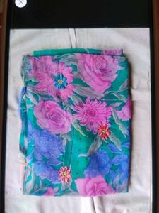 Beautiful Floral Print Saree