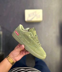 Supreme Nike Sneakers