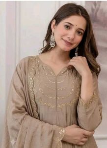 Elegant Embroidered Kurta Set