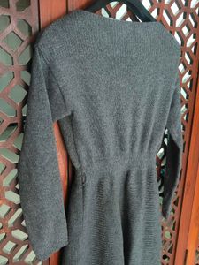 Elegant Grey Knit Dress