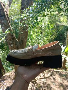 Square Toe BEIGE LOAFER