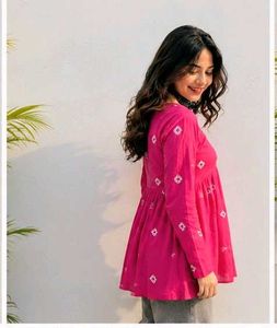 Beautiful Pink Embroidered Kurta