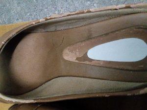 Women's Beige Flats