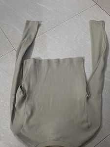 Ribbed Long Sleeve Crop Top