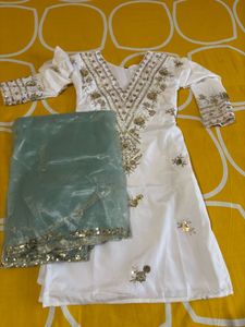 Elegant White Kurta Set with Dupatta