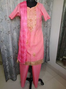 Women’s Pink Embroidered Kurta Pant Set with Dupat