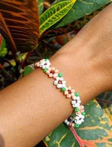 Cute Beaded Flower Bracelet (2 sets)