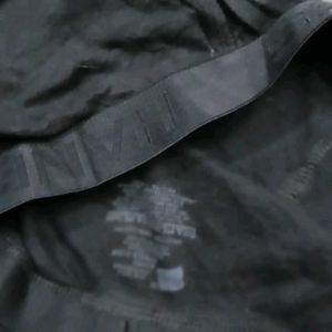 Classic Black Hanes pant