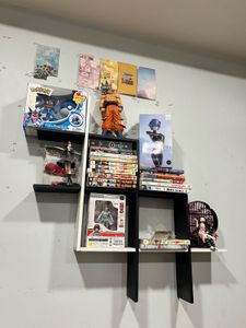Black and white book shelf📖