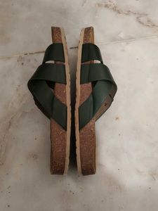 Stylish Dark Green Buckle Sandals
