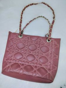 Elegant Quilted Chain Shoulder Bag