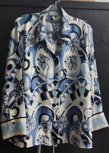 HnM-Blue & White Print Top