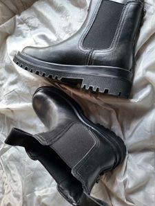 Black Chelsea Boots