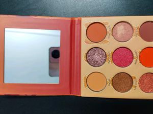Juicy Classic Eyeshadow and Primer &amp; Classic Pearl Clips Pieces Combo