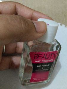 Beauty Nail Remover with Vitamin E