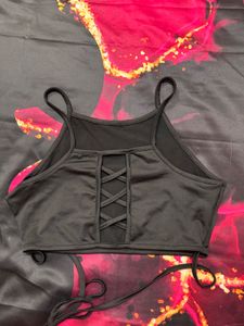 Black Lace-Up bralette